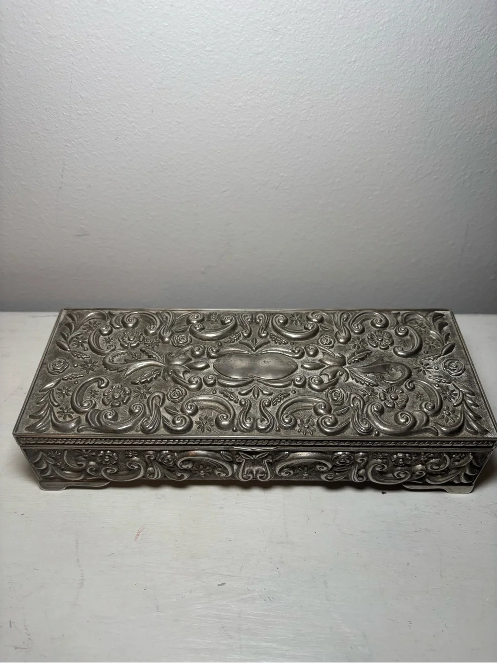 Vintage 1992 Godinger Silver Art Co. Silver-Plated Jewelry Box.